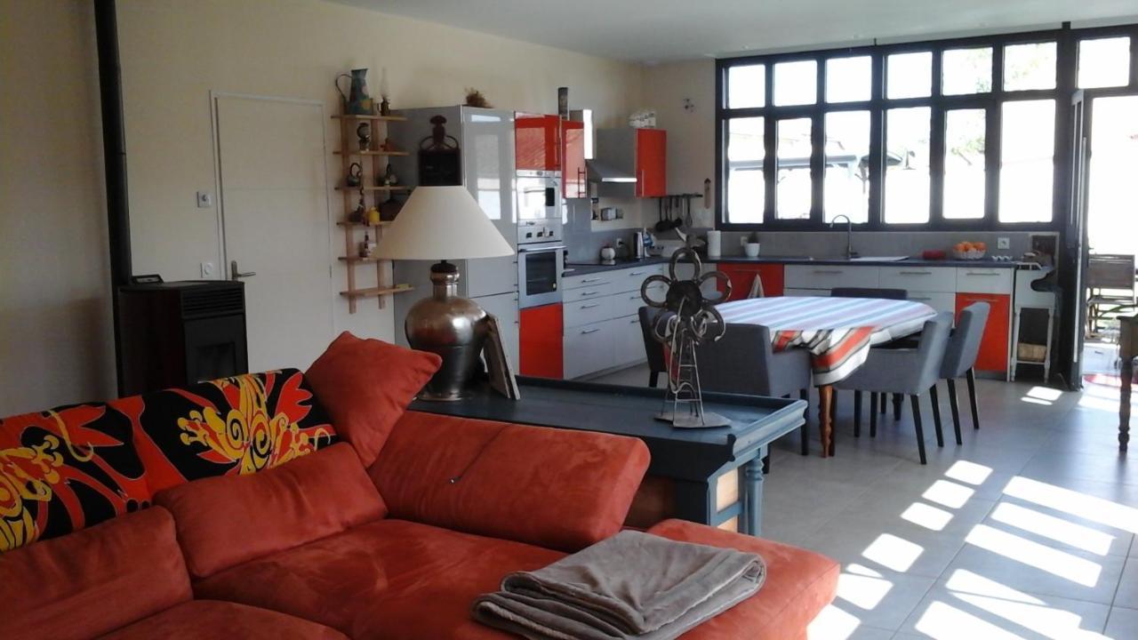 Bed and Breakfast L atelier à Casteljaloux Extérieur photo