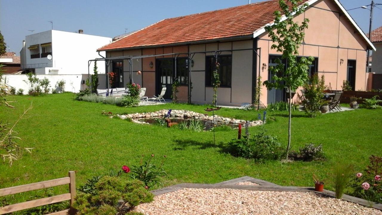 Bed and Breakfast L atelier à Casteljaloux Extérieur photo