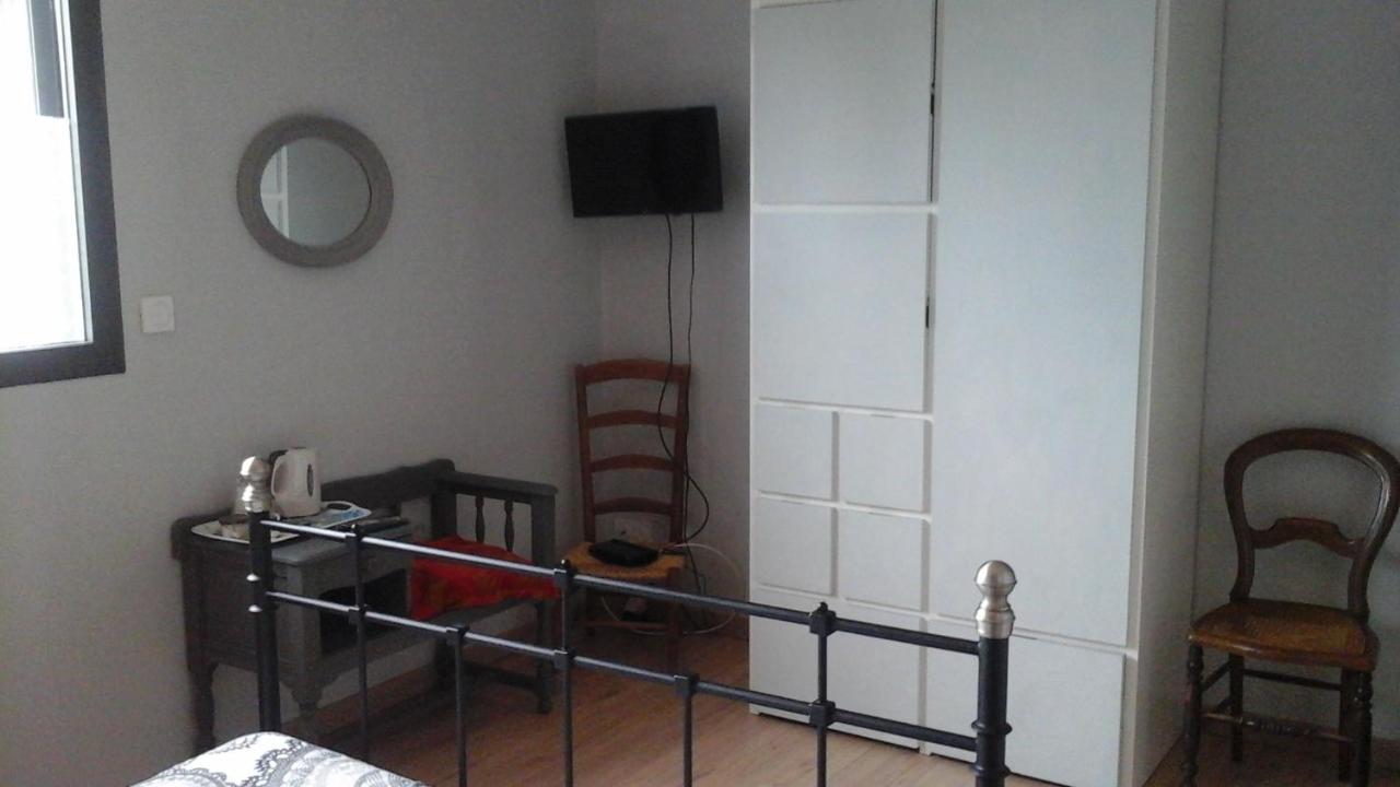 Bed and Breakfast L atelier à Casteljaloux Extérieur photo