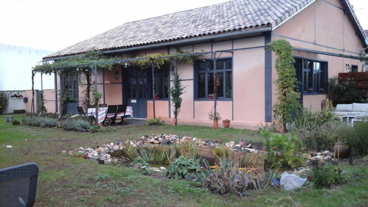 Bed and Breakfast L atelier à Casteljaloux Extérieur photo